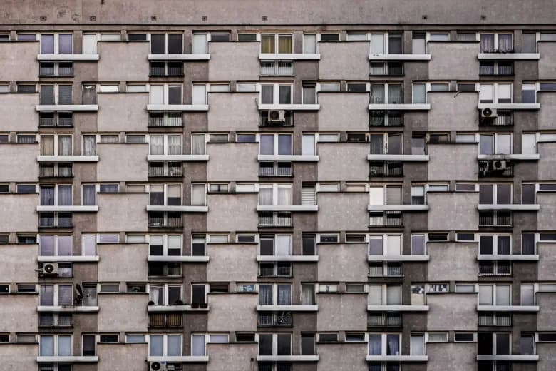 Czy dzieci muszą spłacać długi rodziców za mieszkanie? Prawda o odpowiedzialności