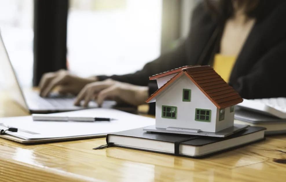 Kto płaci PCC przy sprzedaży nieruchomości? Ważne informacje dla kupujących