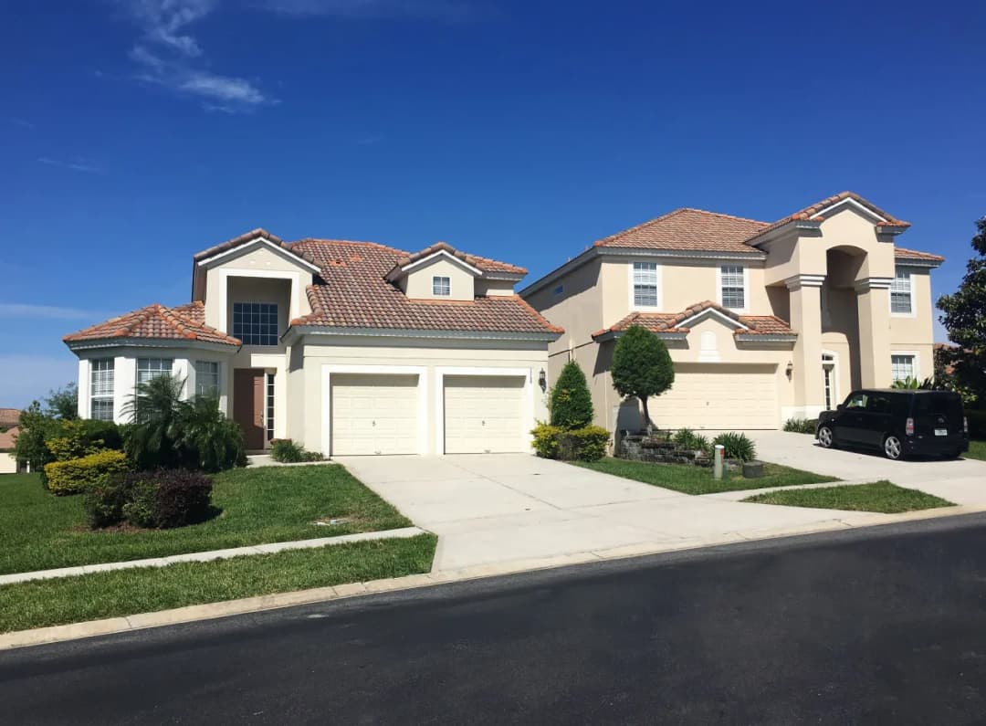 Ile zarabia agent nieruchomości w USA? Fakty, które zaskakują