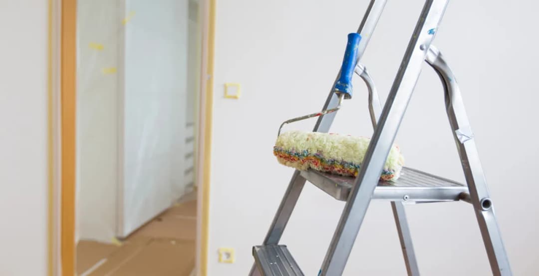 Ile kosztuje pomalowanie mieszkania? Zaskakujące ceny i ukryte koszty