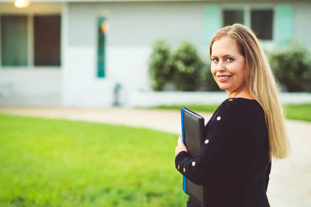 Ile kosztuje rzeczoznawca nieruchomości? Sprawdź ceny i czynniki wpływające na wycenę